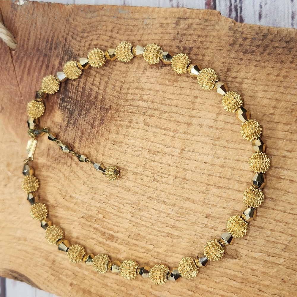 Trifari Vintage 1962 Electra Collection Gold‎ Tone Textured Necklace